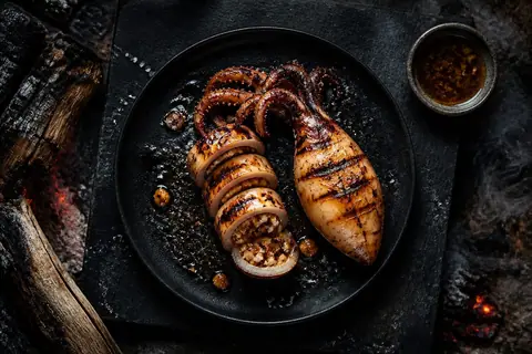 Ricetta Calamaro o Seppia Ripiena di Miele e Noci al Barbecue