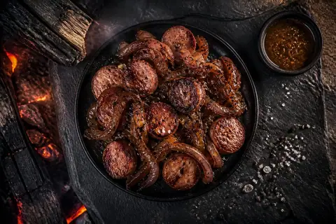 Ricetta Salamelle e Cipolle Caramellate