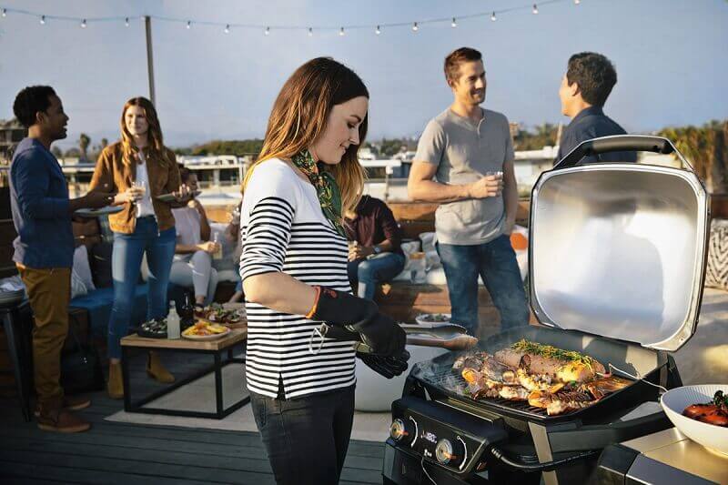 Weber Pulse | La linea di barbecue elettrici intelligenti — A Tutta Griglia